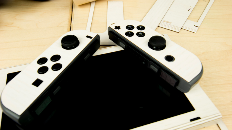 Illustration for article titled Wrapping My Nintendo Switch In Wood